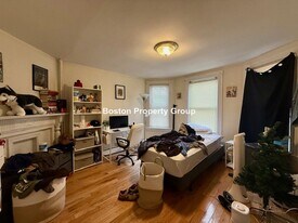 85 Hillside St, Unit 1 in Boston, MA - Building Photo