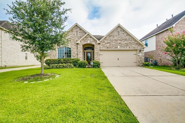 property at 16802 Village View Trail