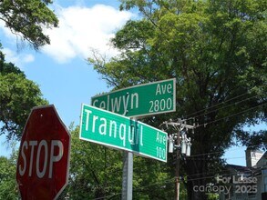 2810 Selwyn Ave in Charlotte, NC - Building Photo - Building Photo