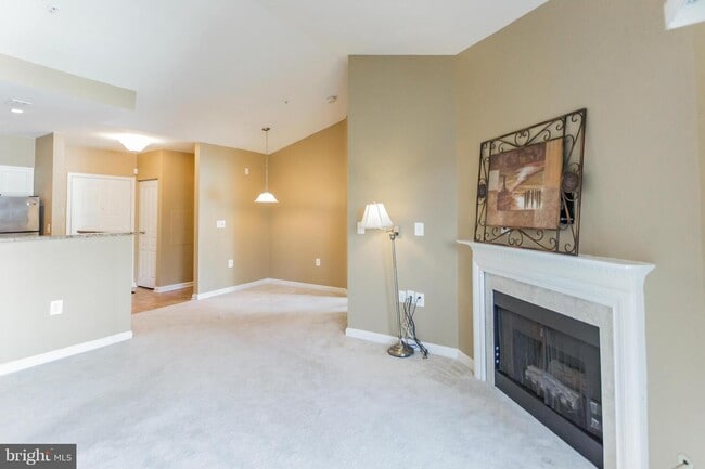 property at 2204 Westcourt Ln