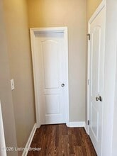 16300 Brookfield View Ct in Louisville, KY - Building Photo - Building Photo