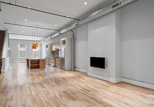 105 E Broad St in Richmond, VA - Building Photo - Building Photo