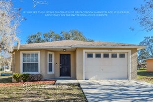 323 Boca Ciega Rd in Mascotte, FL - Building Photo