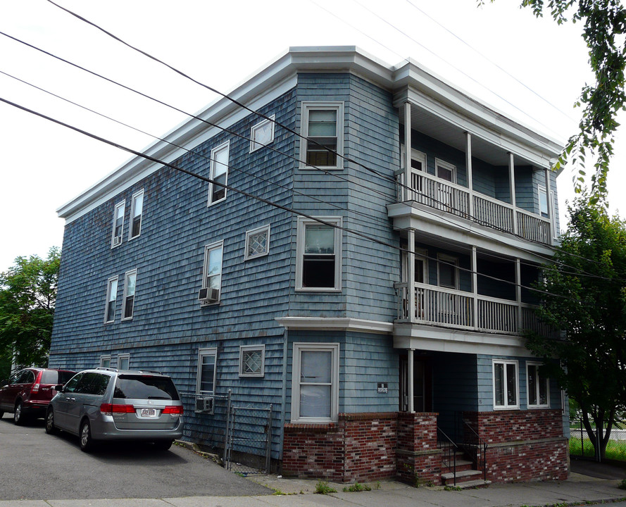 26-28 Amity St in Lynn, MA - Foto de edificio