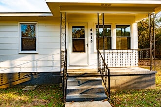 4210 Irondale Dr NW in Huntsville, AL - Building Photo - Building Photo