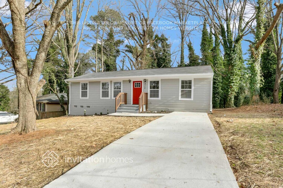 212 Glenrose Cir SW in Atlanta, GA - Building Photo