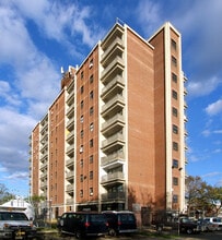 Kennedy Tower in Camden, NJ - Foto de edificio - Building Photo