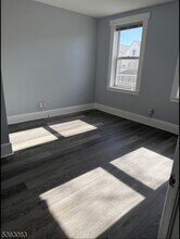 43 W 26th St in Bayonne, NJ - Building Photo - Building Photo