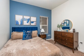 San Isidro - Washer/Dryer Included in Santa Fe, NM - Building Photo - Interior Photo