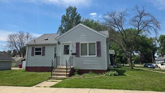 400 7th St SW in Austin, MN - Building Photo