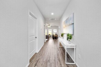 21063 Wenze Ln in Roman Forest, TX - Building Photo - Building Photo
