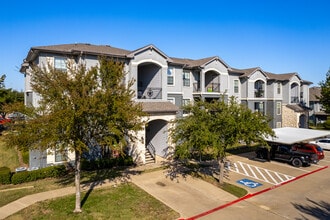 Northside on Travis in Sherman, TX - Foto de edificio - Building Photo
