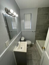 1046 W 8th St in Jacksonville, FL - Foto de edificio - Building Photo