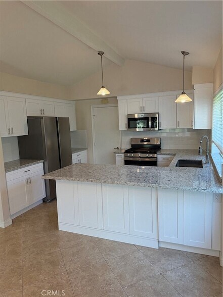 33102 Buccaneer Ct, Unit 305 in San Juan Capistrano, CA - Building Photo - Building Photo