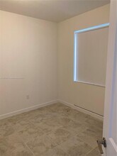316 NE 208th Terrace in Miami, FL - Building Photo - Building Photo