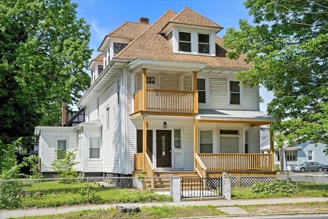 property at 480 White St