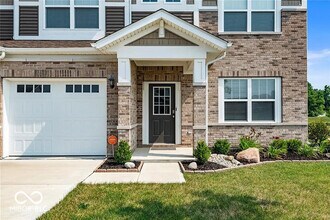 1012 Parker Ln in Westfield, IN - Building Photo - Building Photo