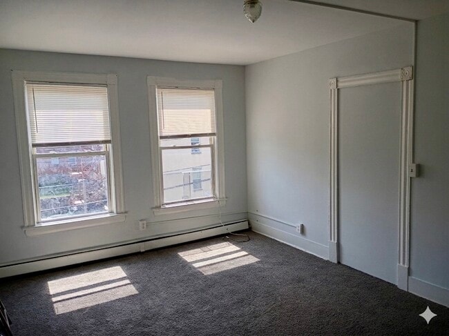 77 Garden St, Unit 3, Unit 3