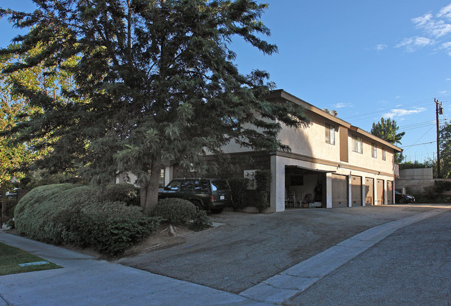 24525 Bendricon Ln in Lake Forest, CA - Building Photo - Building Photo