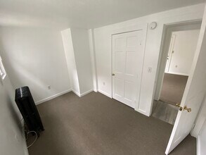 66 North St, Unit A in Burlington, VT - Foto de edificio - Building Photo