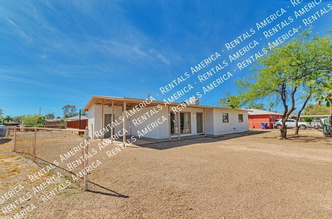 property at 5034 E 17th St