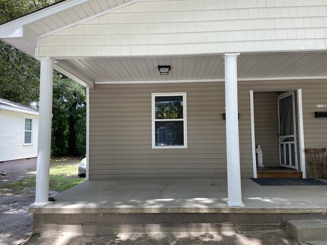 property at 2121 Byrd St