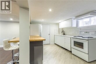 146 Glencarry Ave in Hamilton, ON - Building Photo - Building Photo