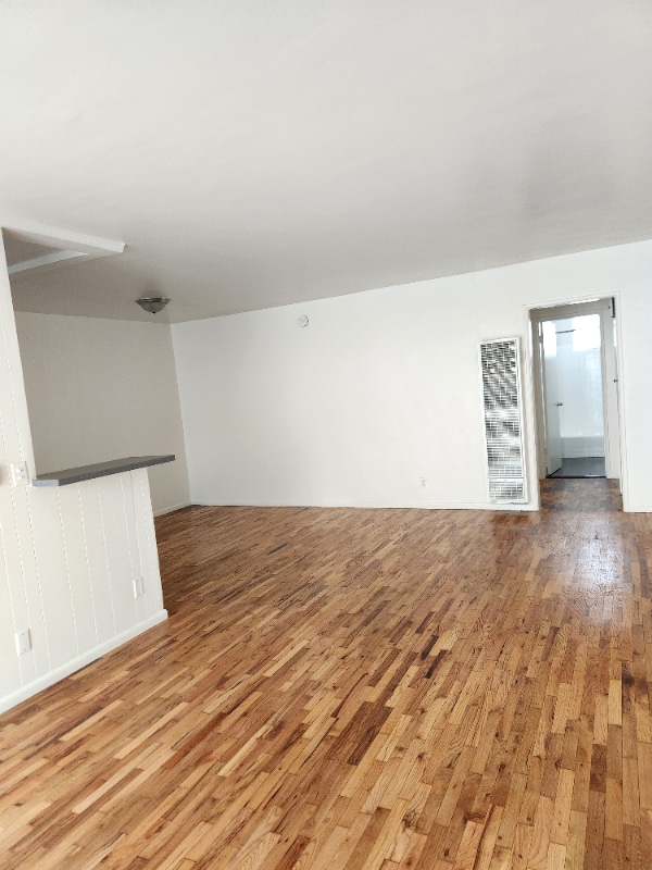 1231 N Formosa Ave in Los Angeles, CA - Building Photo - Building Photo