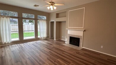 3727 Parkshire Dr in Pearland, TX - Building Photo - Building Photo