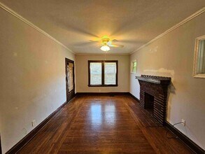 7000 Palmetto St in Cincinnati, OH - Building Photo - Building Photo