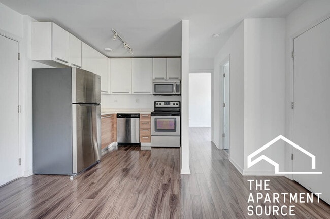 925 W Carmen Ave in Chicago, IL - Building Photo - Building Photo