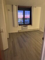 9074 Terrace Dr in Niles, IL - Building Photo