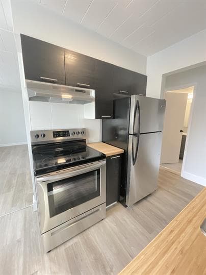 property at 471 Tecumseh Rd W