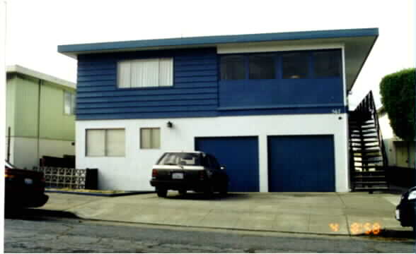 567 Commercial Ave in South San Francisco, CA - Building Photo