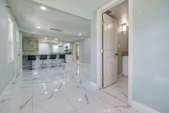 450 E 9th St, Unit #A in Pomona, CA - Building Photo - Building Photo