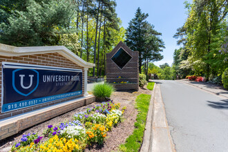 University Ridge Apartments in Durham, NC - Building Photo - Building Photo