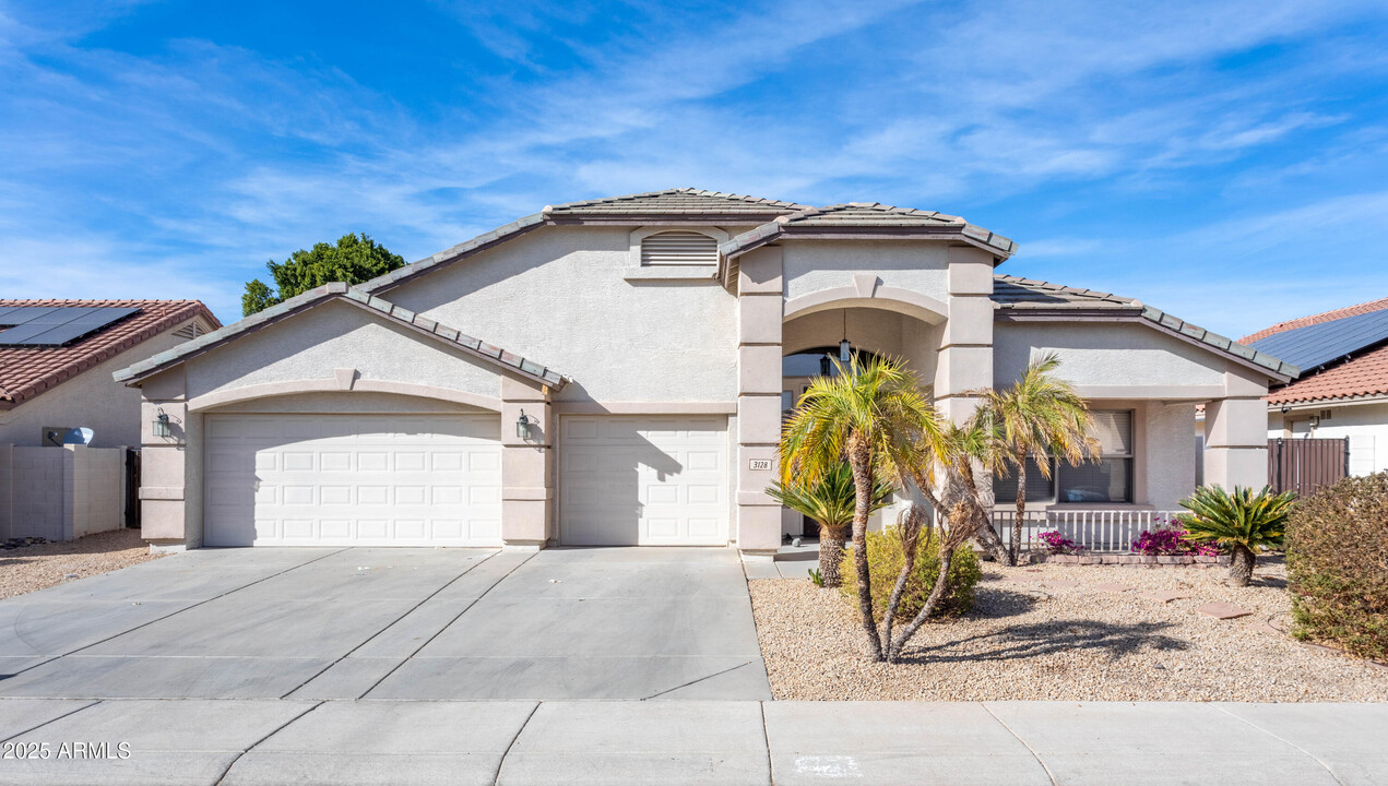 3128 W Adobe Dam Rd in Phoenix, AZ - Building Photo