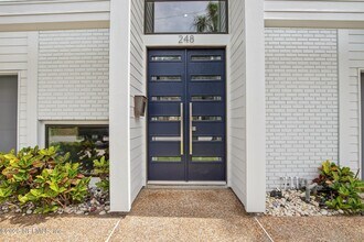 248 11th St in Atlantic Beach, FL - Building Photo - Building Photo