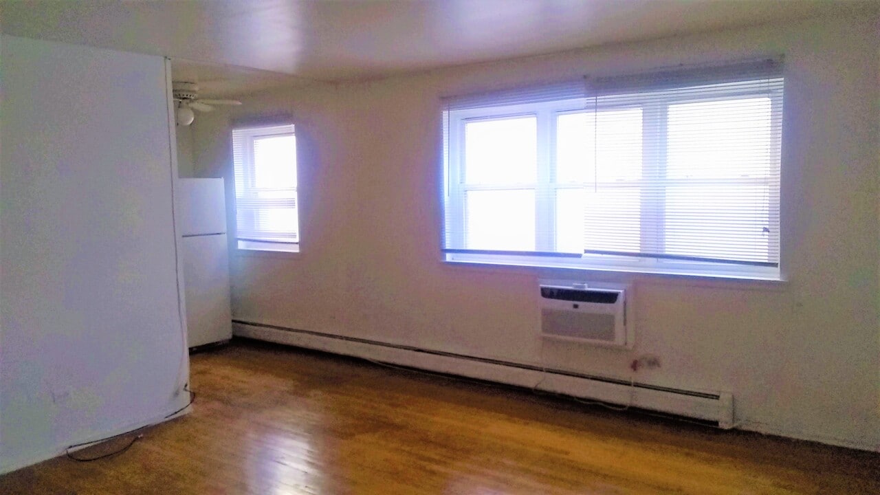 5950 N Kenmore Ave, Unit 309 in Chicago, IL - Foto de edificio