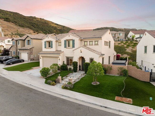 24236 W Stone Bend Ln in Los Angeles, CA - Building Photo - Building Photo