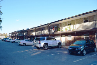 College Terrace in Little Rock, AR - Building Photo - Building Photo