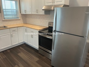 6 Pine St in Taunton, MA - Building Photo - Building Photo