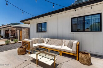 2544 E Pierson St in Phoenix, AZ - Building Photo - Building Photo