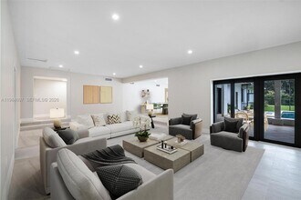 6220 SW 123rd Terrace in Miami, FL - Building Photo - Building Photo