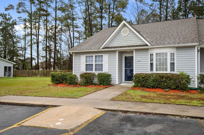 604 Courtyard W in Newport, NC - Building Photo - Building Photo