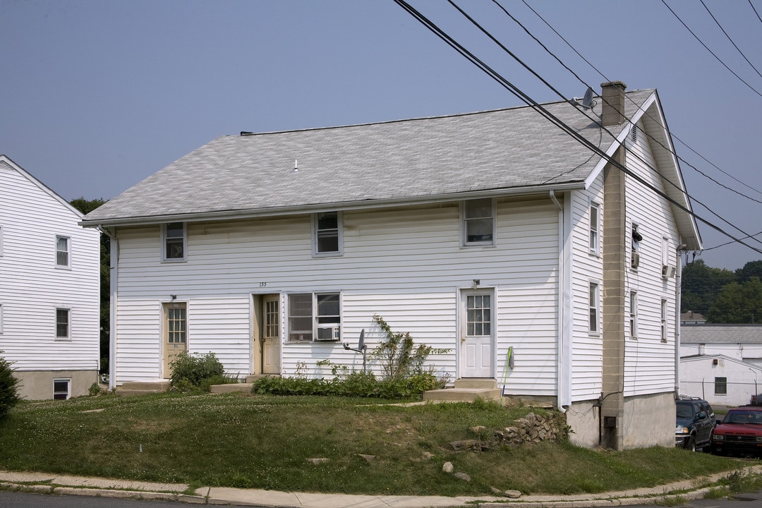 155 Willow St in Toughkenamon, PA - Building Photo