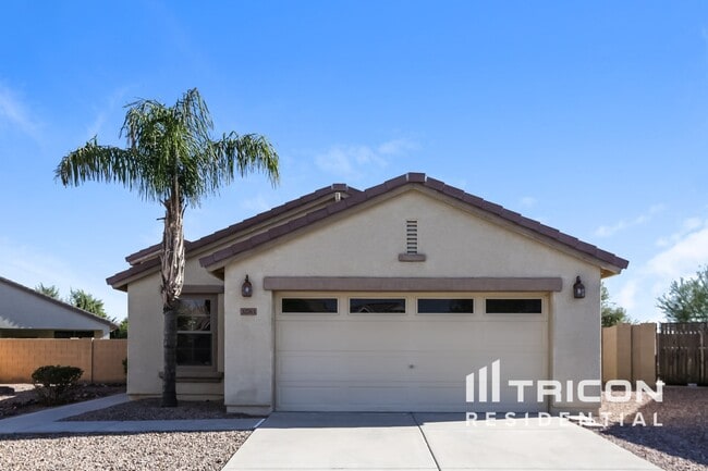 property at 32763 N Quarry Hills Dr