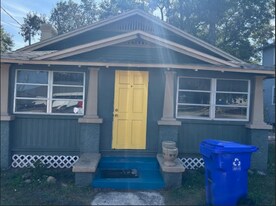 951 E Orange St in Lakeland, FL - Building Photo