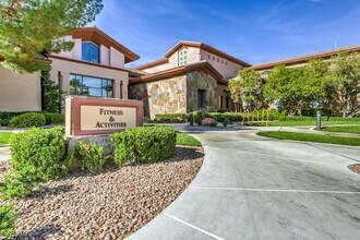 2147 Bannerwood St in Henderson, NV - Building Photo - Building Photo