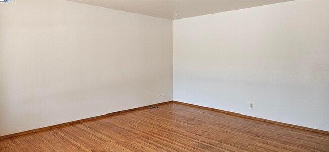 41772 Chadbourne Dr in Fremont, CA - Building Photo - Building Photo